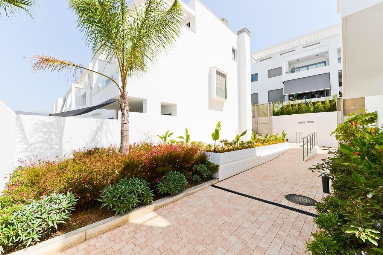 Baviera Hills 59 Apartment Caleta De Velez Bagian luar foto